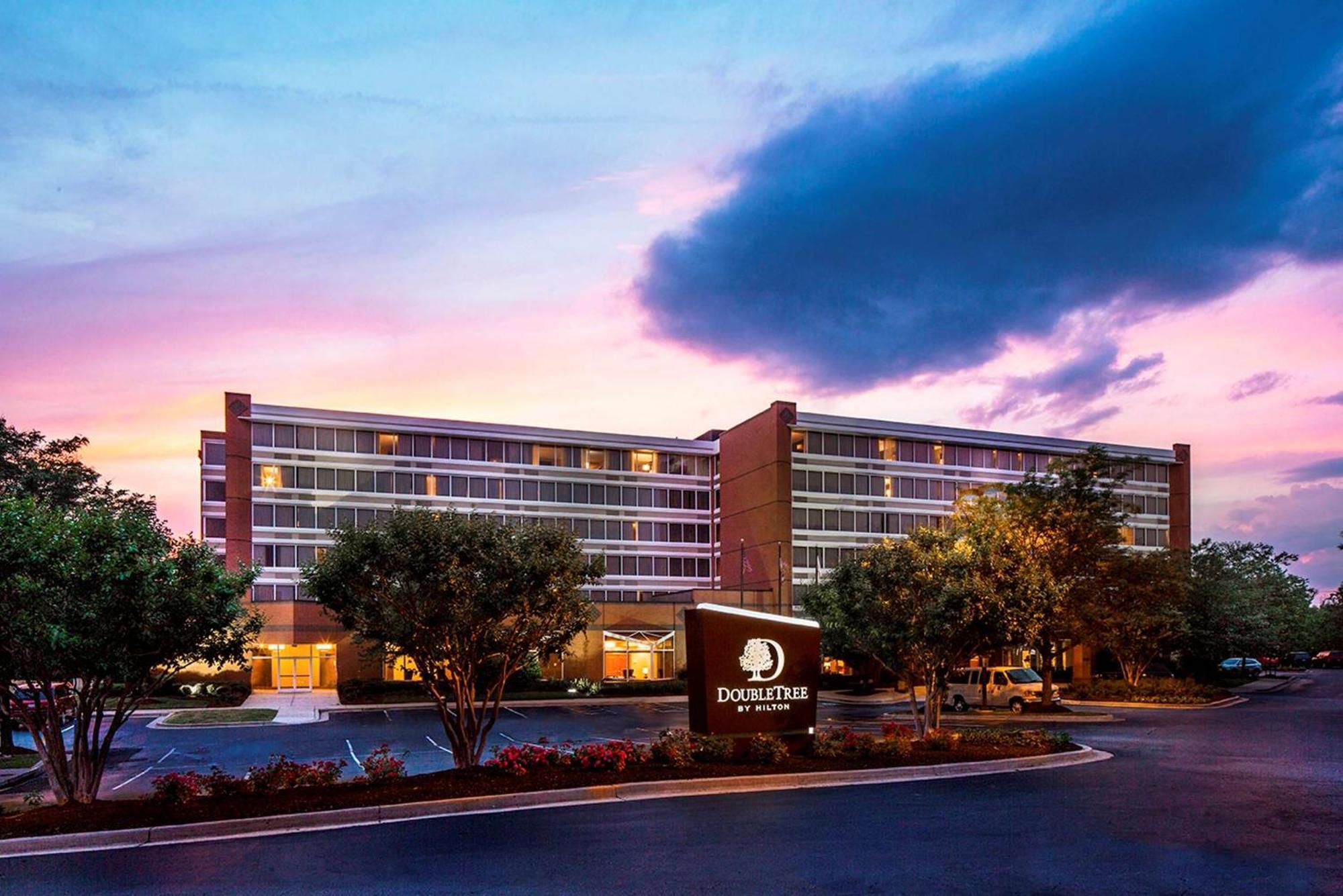 Doubletree By Hilton Hotel Largo Washington Dc Екстериор снимка