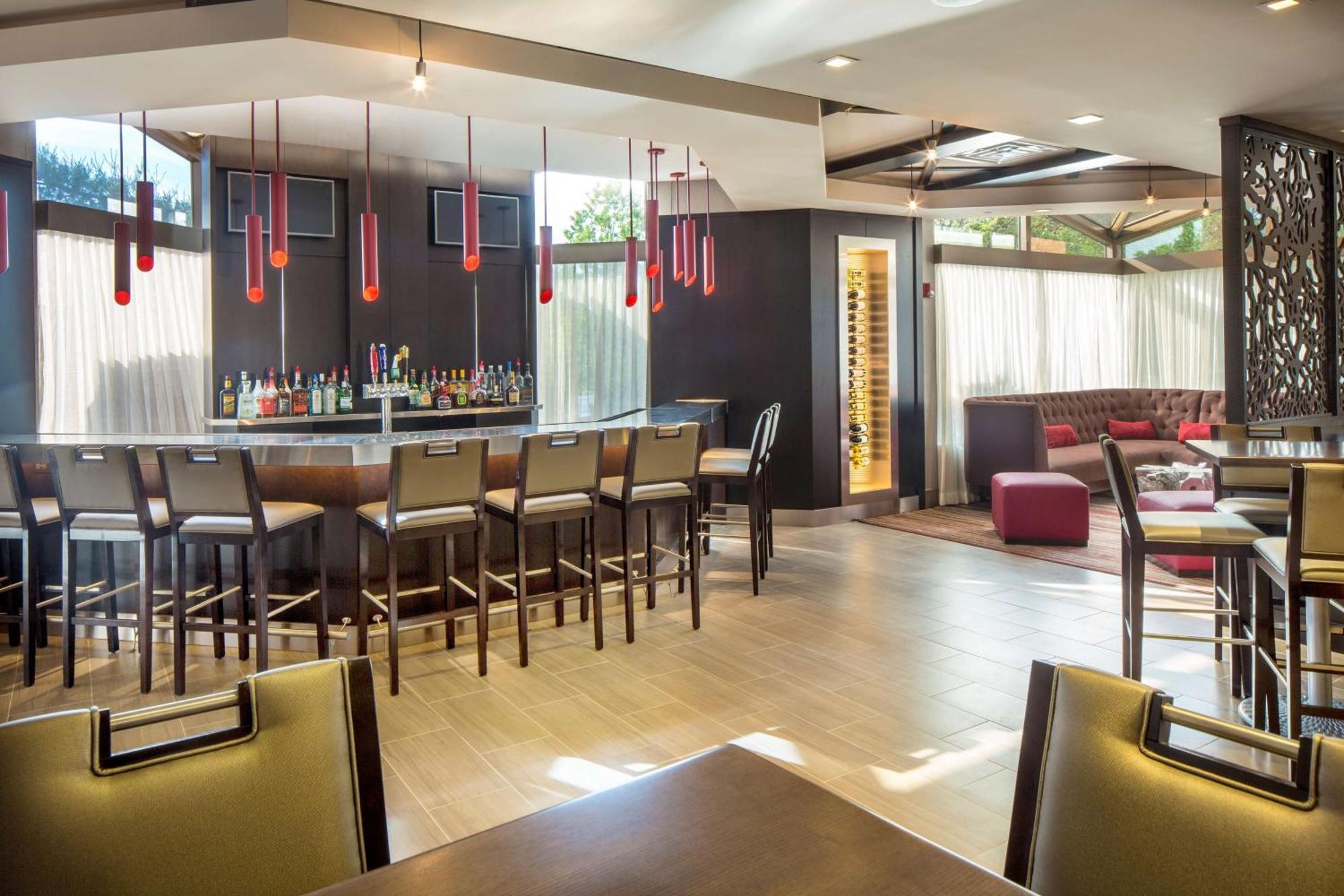 Doubletree By Hilton Hotel Largo Washington Dc Екстериор снимка